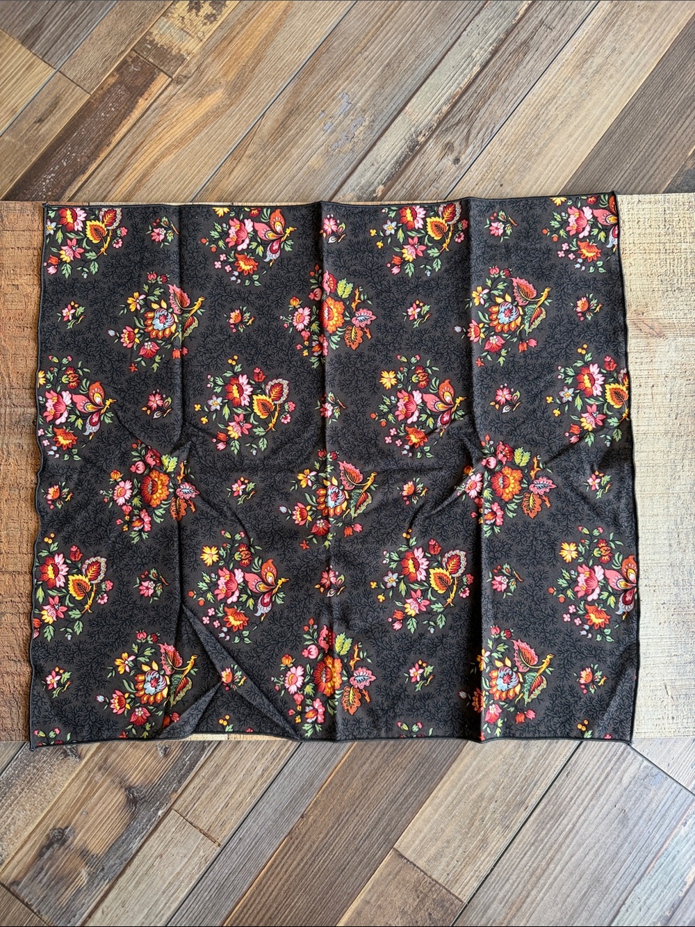 Vera Bradley (from my research) Rare Brown on Floral Napkins Set of 4